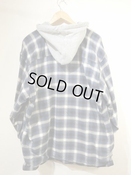 画像2: 90's MOOSE CREEK OMBRE GRADATION CHECK HOODED FLANNEL SHIRT with THERMAL LINING  (2)