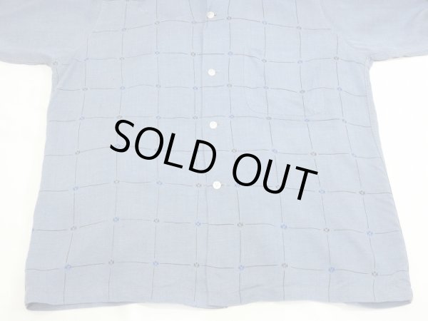 画像5: 50〜60'sARROW FRONT PLAID CREST PRINT RAYON LOOP COLLAR SHIRT (5)