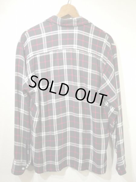 画像2: ~ 70s Gimbels Own BLACK×WHITE×RED PLAID RAYON BOX SHIRT (2)