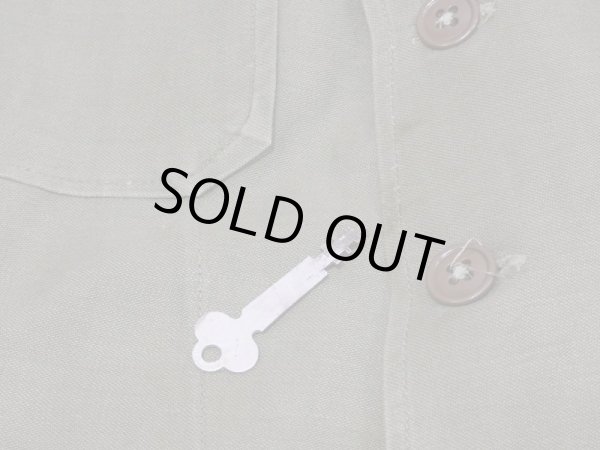 画像6: 50s US ARMY MEDICAL CORPS OG-107 COTTON SATEEN UTILITY SHIRT 1st TYPE FULL PATCH (6)