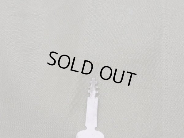 画像7: 50s US ARMY MEDICAL CORPS OG-107 COTTON SATEEN UTILITY SHIRT 1st TYPE FULL PATCH (7)