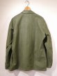 画像2: 50s US ARMY MEDICAL CORPS OG-107 COTTON SATEEN UTILITY SHIRT 1st TYPE FULL PATCH (2)