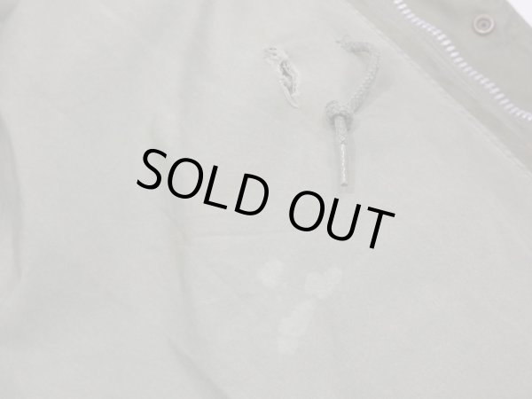 画像14: 60s US ARMY M-65 COTTON SATEEN OG-107 FIELD JACKET 1ST TYPE S-R FULL PATCH (14)