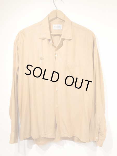 画像1: 60s Dunhill Sportswear ONE POINT EMBROIDERY RAYON OPEN COLLAR SHIRT (1)