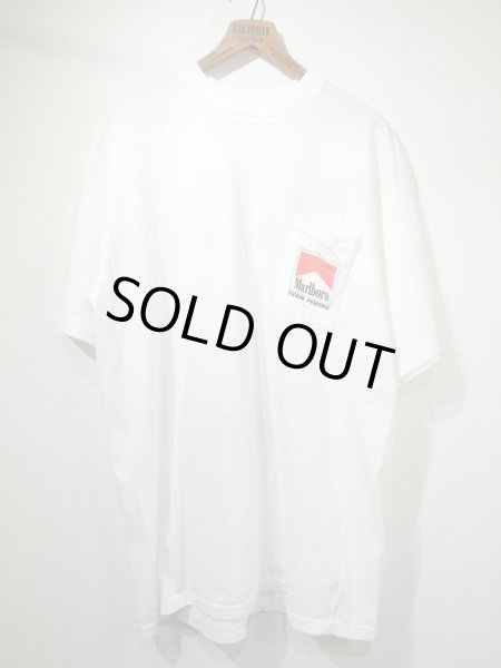 画像2: 90s Marlboro TEAM PENSKE PRINT T-SHIRT MADE IN USA DEAD STOCK (2)