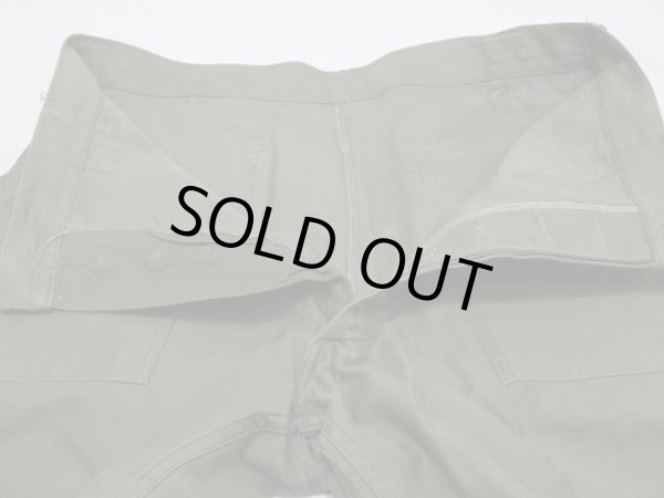 画像6: 50s US ARMY OG-107 COTTON SATEEN UTILITY BAKER PANTS LARGE 1~2 WASHED  (6)