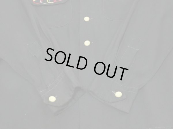 画像8: 50s Regent BLACK PLAIN SOLID LOOP COLLAR RAYON GABARDINE SHIRT with EMBROIDERED (8)