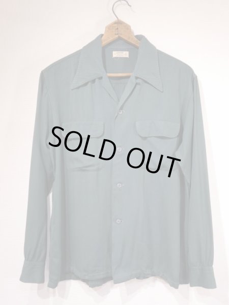 画像1: 40s 50s ARROW BLANK PLAIN GREEN RAYON GABARDINE SQUARE SHIRT with HAND STITCH (1)