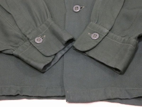 画像9: 40s 50s ARROW BLANK PLAIN GREEN RAYON GABARDINE SQUARE SHIRT with HAND STITCH (9)