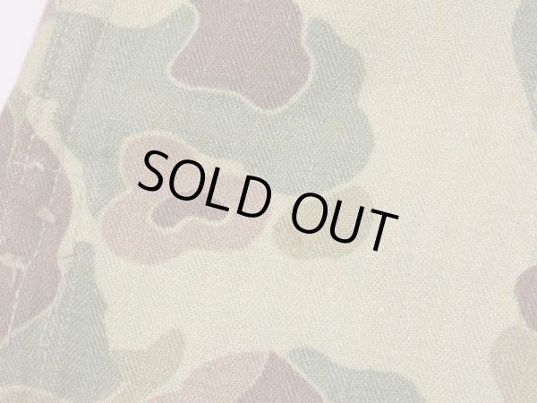 画像19: 40s US MARINE CORPS USMC FROG SKIN CAMO HBT PARAMARINE JUMP JACKET with STENCIL (19)