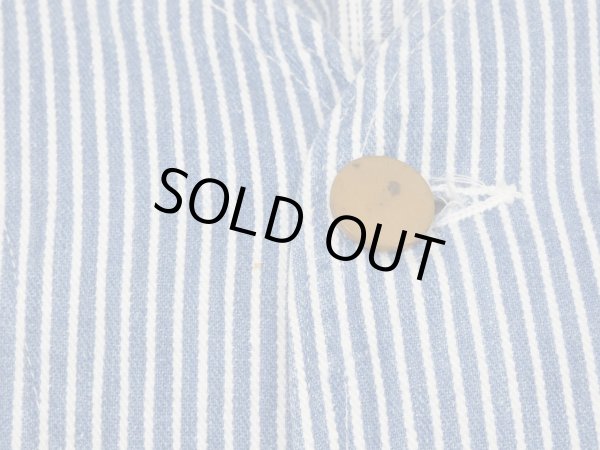 画像7: 40s BEST STAND COLLAR HICKORY STRIPE DENIM CHORE JACKET COVERALL with CHANGE BUTTON AND STENCIL (7)