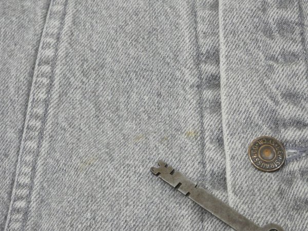 画像8: 80s Levi's 70507-4853 YARN DYED GRAY DENIM JACKET GJ MADE IN USA (8)