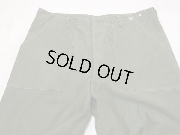 画像4: 60s '64 US ARMY OG-107 COTTON SATEEN UTILITY BAKER PANTS  (4)