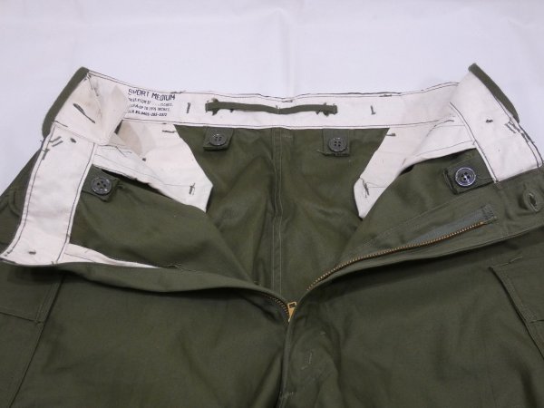 画像6: 50s US ARMY M-51 FIELD TROUSERS CARGO PANTS MEDIUM-SHORT DEAD STOCK  (6)