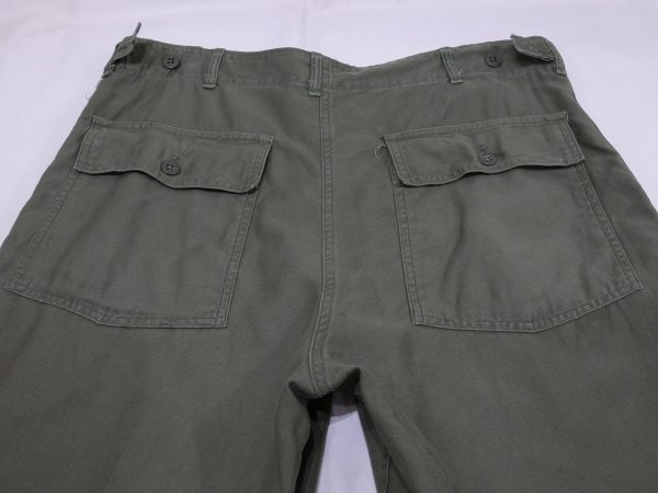 画像9: 60s '64 US ARMY OG-107 COTTON SATEEN UTILITY BAKER PANTS TWO TONE (9)