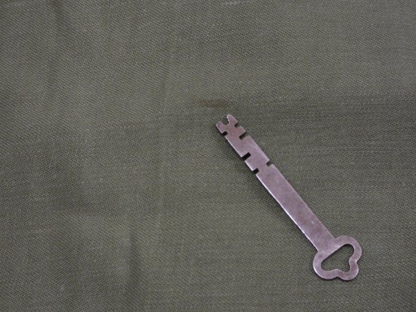 画像8: 50s US ARMY OG-107 COTTON SATEEN UTILITY TROUSERS BAKER PANTS 1st (8)