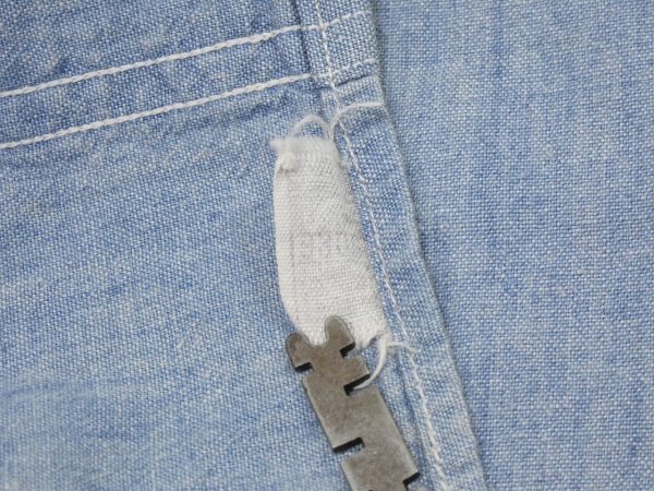 画像12: 30s THE BRAVE MAN CHAMBRAY SHIRT with CHIN STRAP (12)