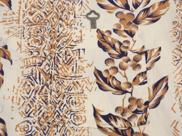 画像5: 60s Harris & Frank ALL OVER BORDER PATTERN COTTON HAWAIIAN SHIRT (5)
