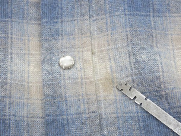 画像8: 70s Pendleton OMBRE SHADOW CHECK WOOL WESTERN SHIRT MADE IN USA (8)