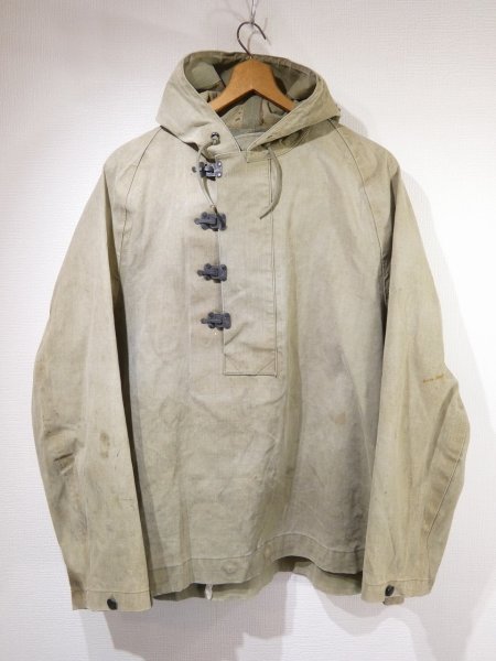 画像1: 40s WW2 US ARMY WET WEATHER PARKA with STENCIL (1)