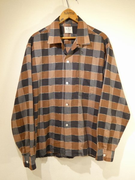 画像1: 50s Lanier by Oxford BLOCK CHECK AND WOVEN BORDER LOOP COLLAR BOX SHIRT (1)