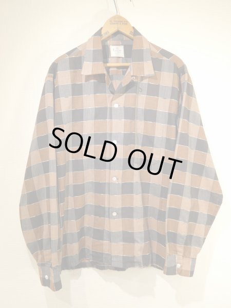 画像1: 50s Lanier by Oxford BLOCK CHECK AND WOVEN BORDER LOOP COLLAR BOX SHIRT (1)
