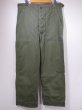 画像1: 60s '61 US ARMY OG-107 COTTON SATEEN UTILITY TROUSERS BAKER PANTS 1st LATE TYPE (1)