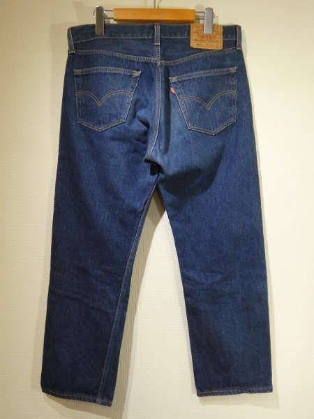 画像2: 00s Levi's 501 DARK BLUE DENIM PANTS  (2)