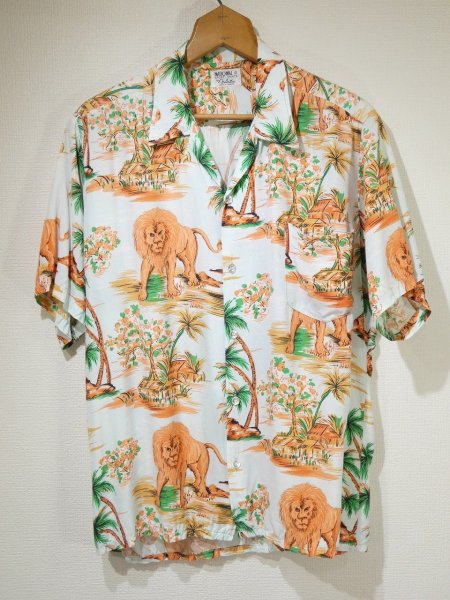 画像1: 60s NATIONAL SPORT SHIRT by Manhattan LION ALL OVER PATTERN RAYON HAWAIIAN SHIRT (1)